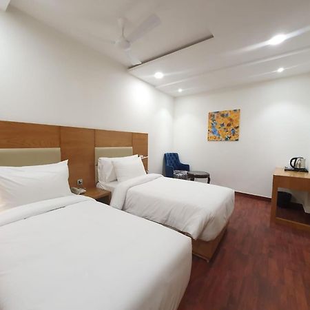 The Moziac Hotel Gwalior Dış mekan fotoğraf